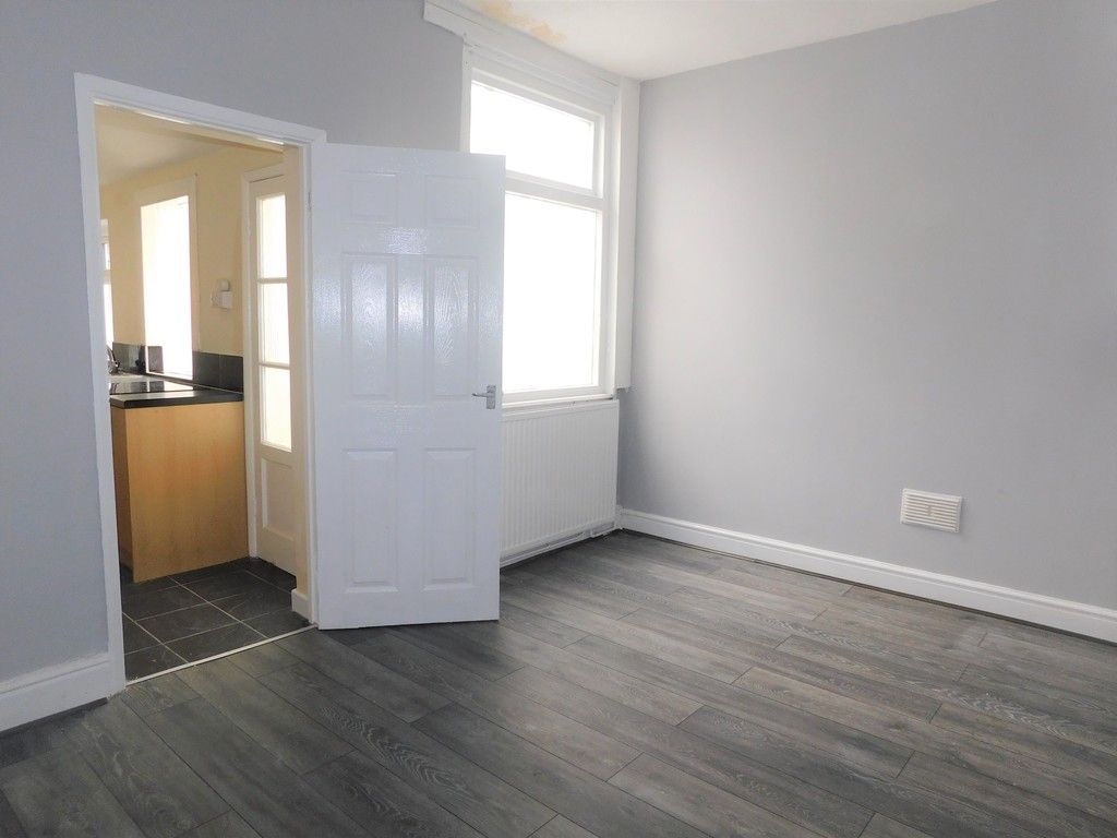 3 bed house for sale in Alice Street, Neath 3