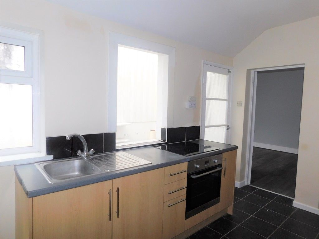 3 bed house for sale in Alice Street, Neath 7