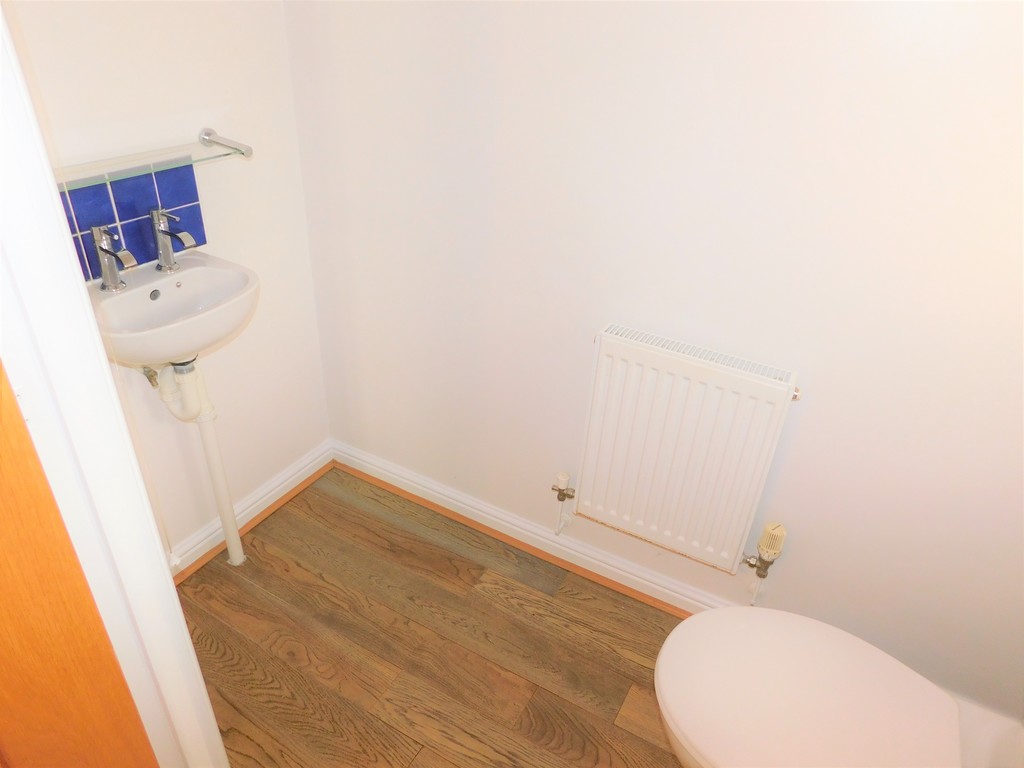4 bed house to rent in Ffynnon Dawel, Aberdulais, Neath  - Property Image 10