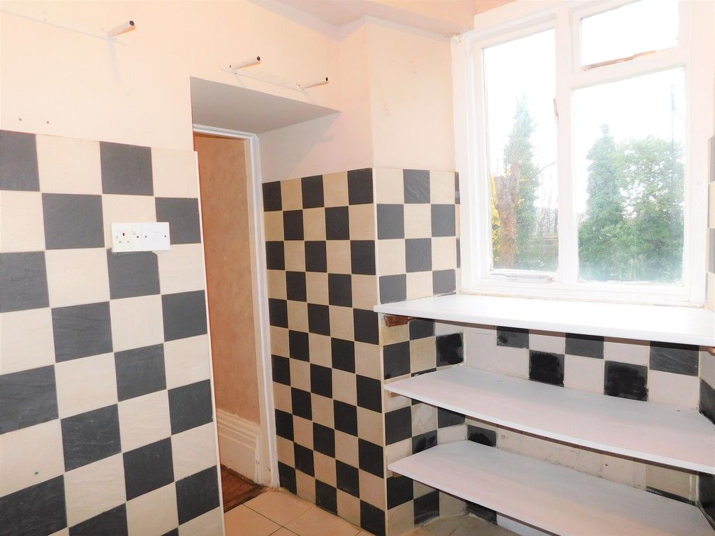 1 bed flat to rent in Hill Road, Neath Abbey, Neath 5