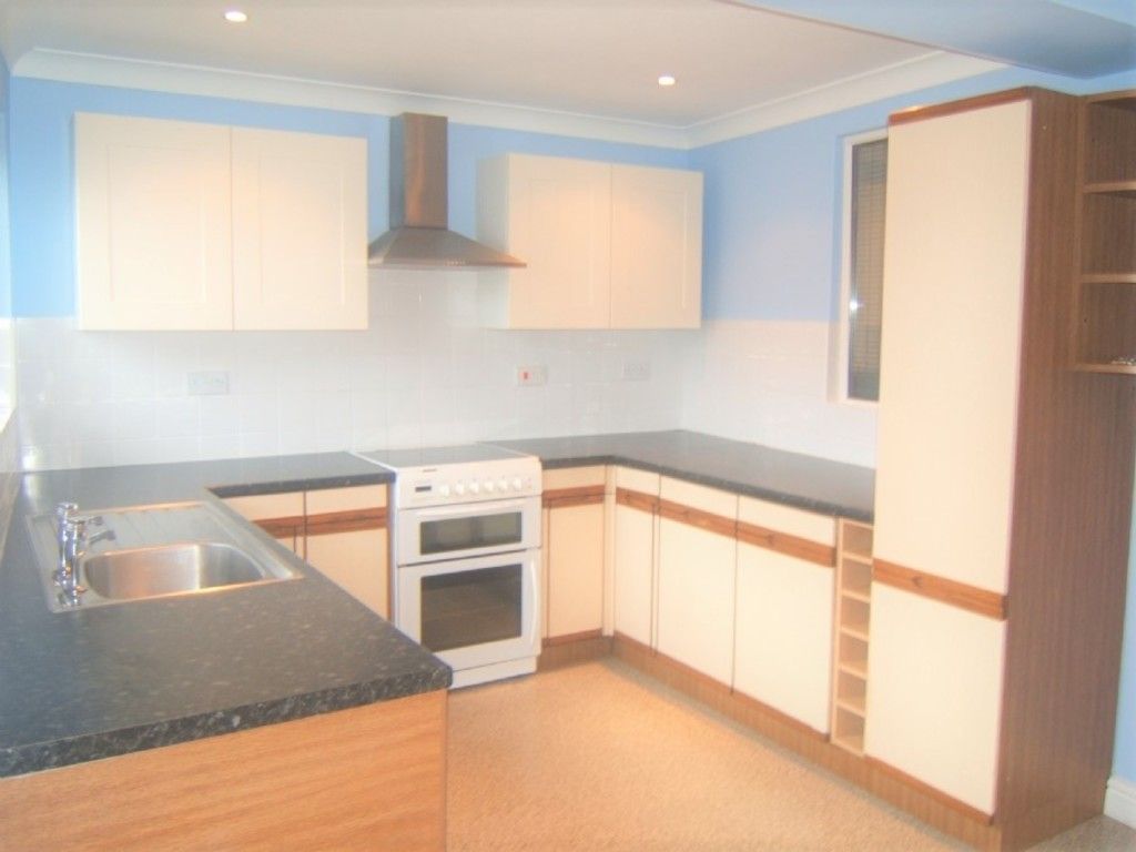 2 bed house for sale in Richmond Street, Neath 4