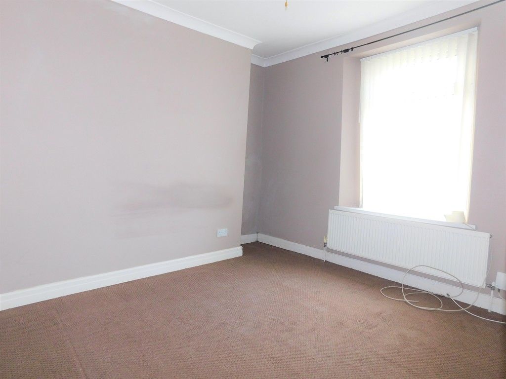 2 bed house for sale in Richmond Street, Neath 6