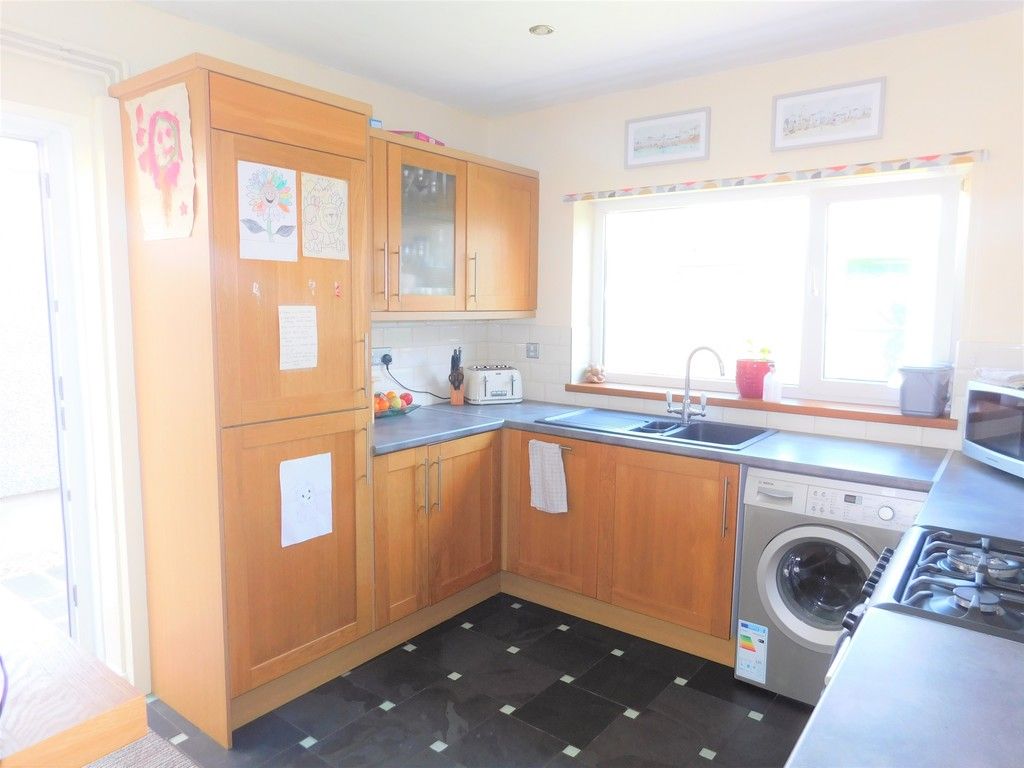 3 bed house for sale in Ormond Street, Neath 5