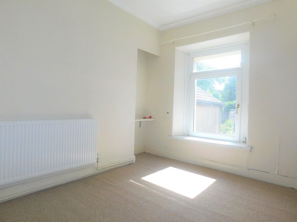 3 bed house for sale in George Street, Neath 11