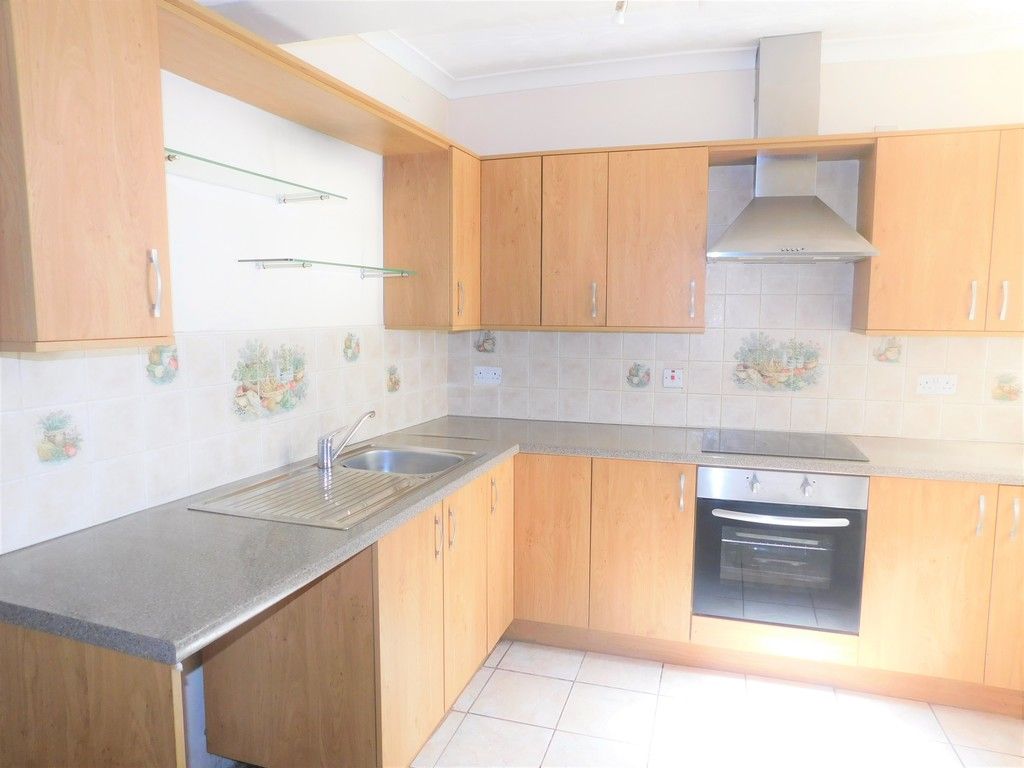 3 bed house for sale in George Street, Neath 5