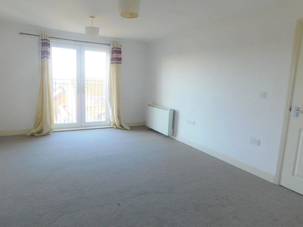 1 bed flat for sale  - Property Image 2