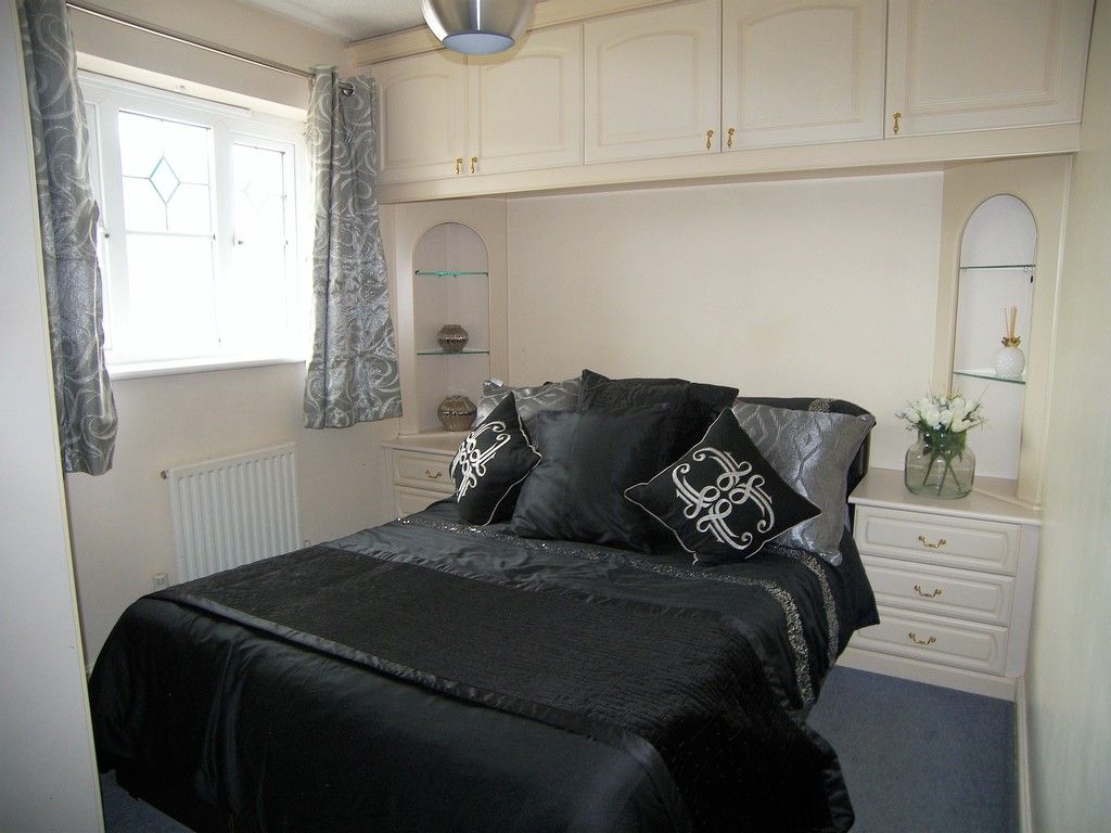 3 bed house for sale in Bryn Gorsedd, Bridgend  - Property Image 6
