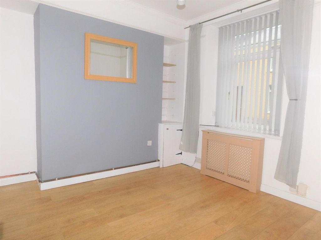 2 bed house for sale in Henry Street, Neath 2