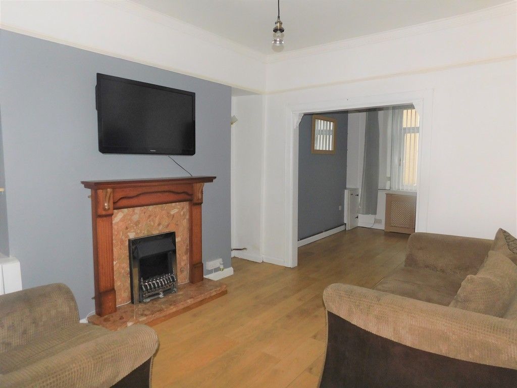 2 bed house for sale in Henry Street, Neath 4