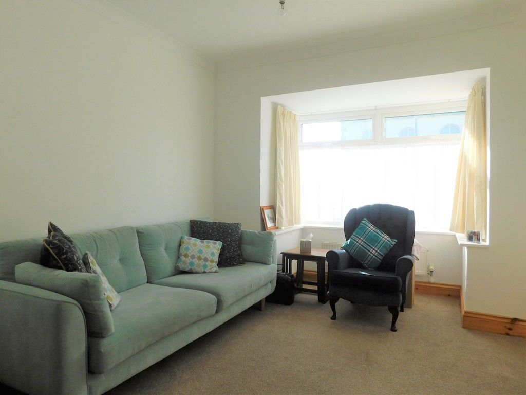 3 bed house for sale in Winifred Road, Neath 2