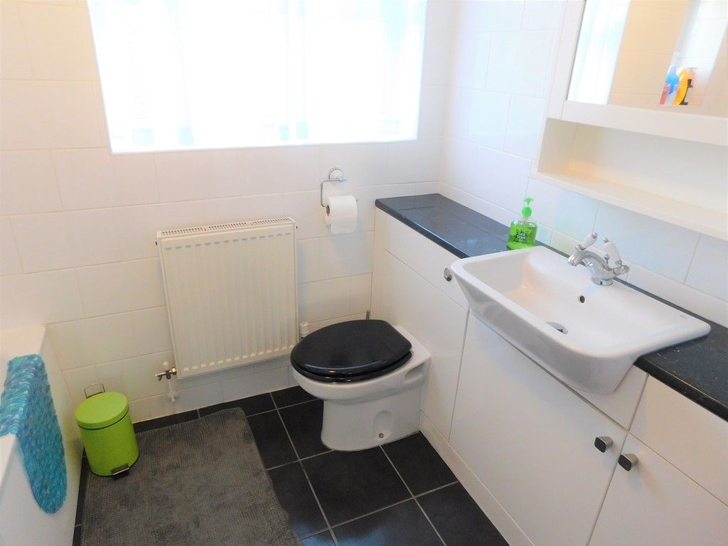 3 bed house for sale in Winifred Road, Neath 9