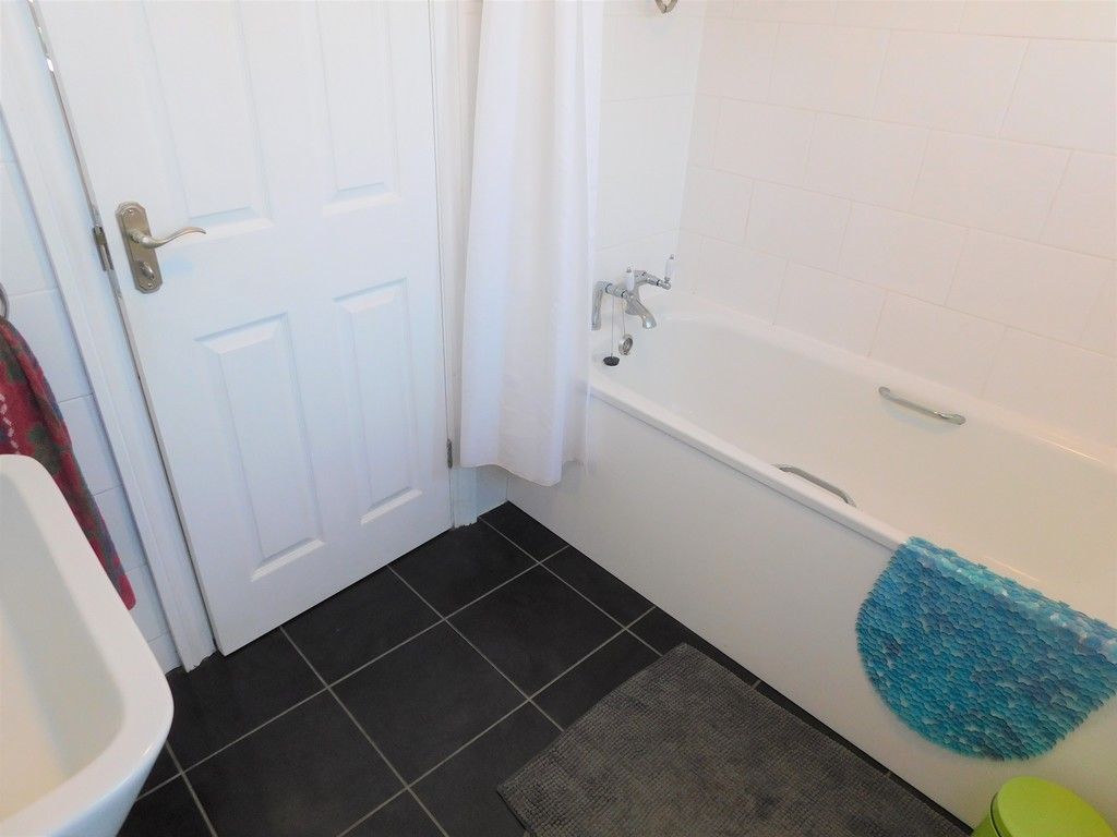 3 bed house for sale in Winifred Road, Neath 10