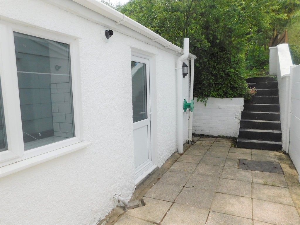 2 bed house for sale in Gored Terrace, Melincourt, Neath 12