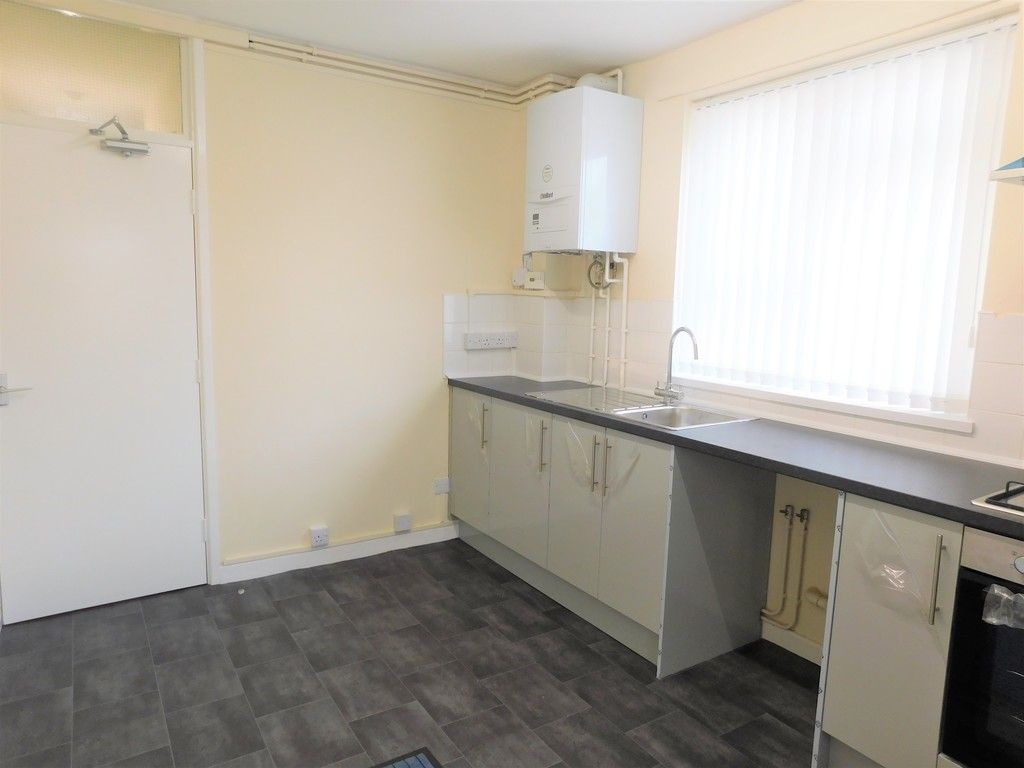 1 bed flat to rent in Pentre Street, Neath  - Property Image 4
