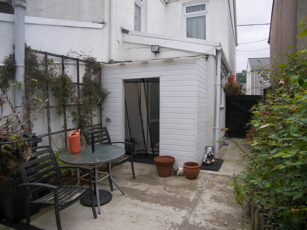 3 bed house for sale in Main Road, Crynant 16