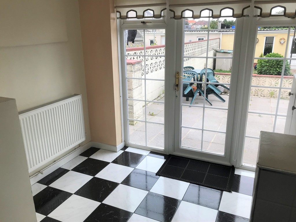 3 bed house for sale in Talbot Road, Skewen, Neath 7