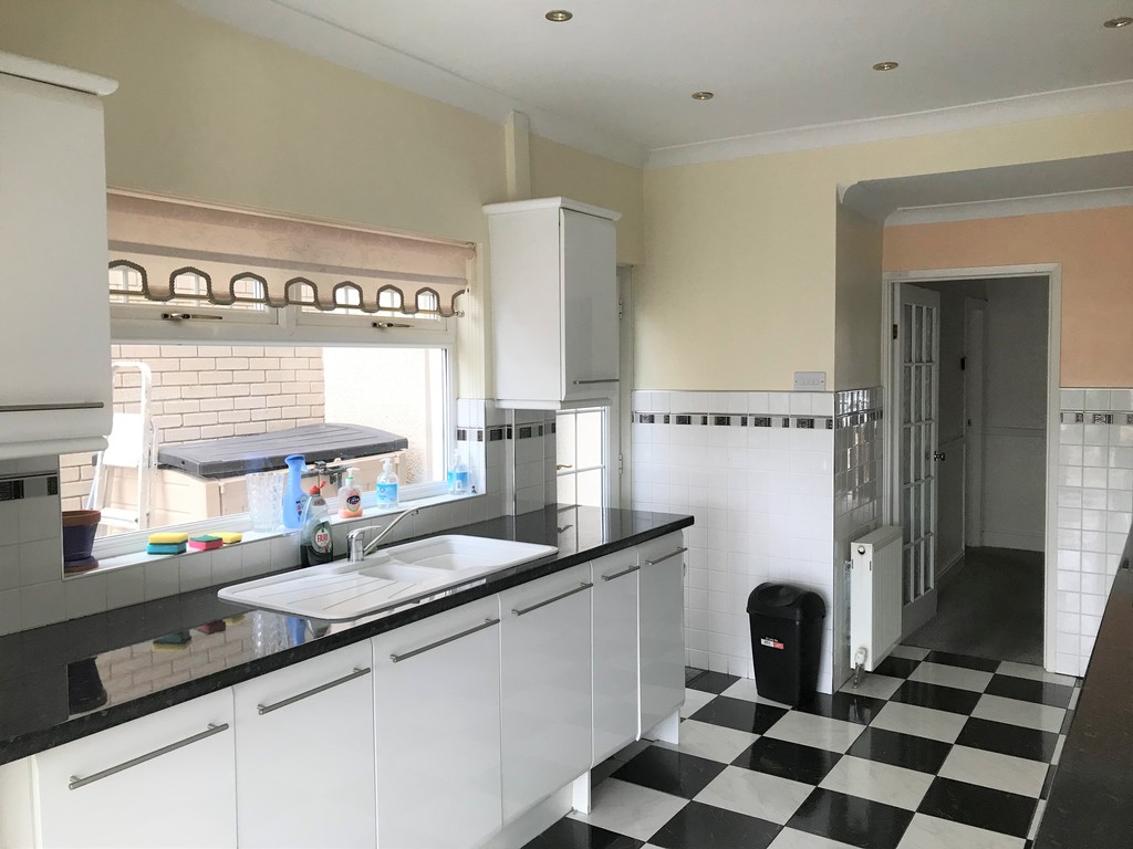 3 bed house for sale in Talbot Road, Skewen, Neath 8