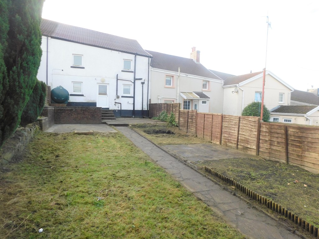 3 bed house for sale in Standert Terrace, Seven Sisters, Neath  - Property Image 13