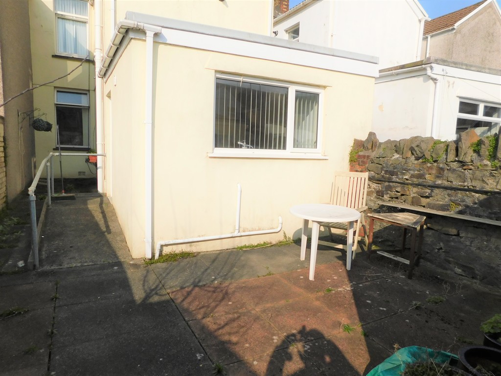 3 bed house for sale in Osterley Street, Neath 15
