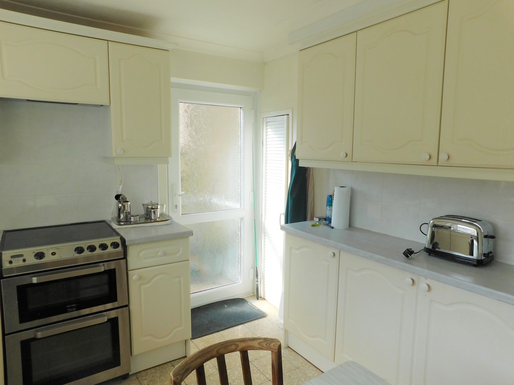 3 bed house for sale in Osterley Street, Neath 6