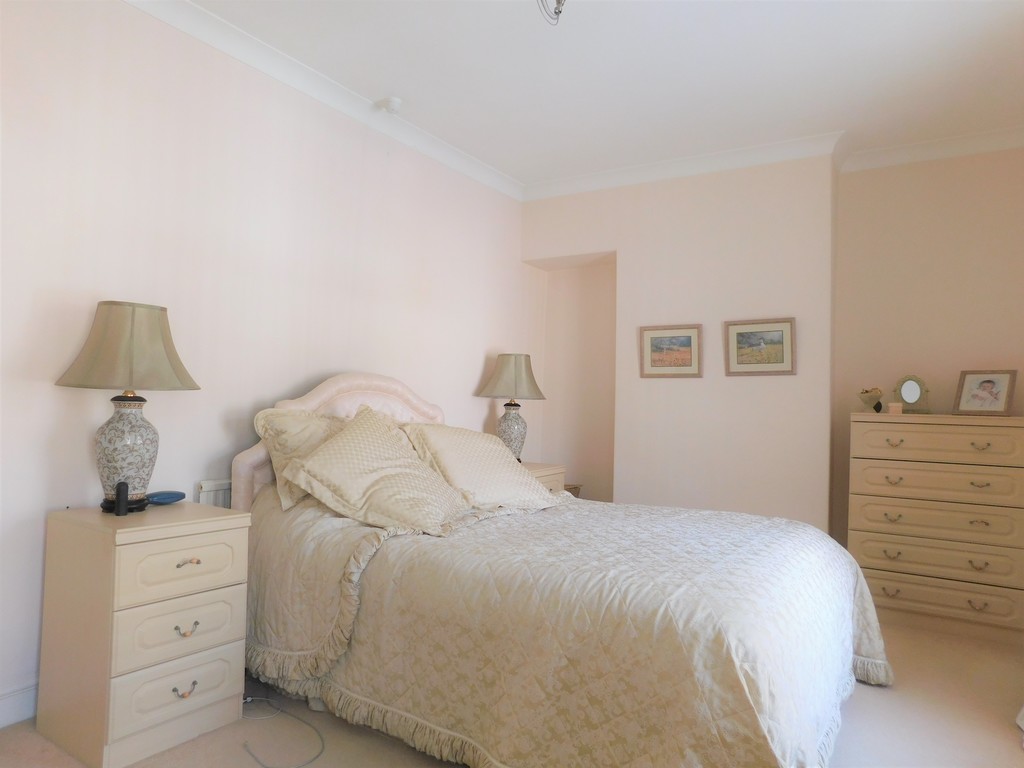 3 bed house for sale in Osterley Street, Neath  - Property Image 7