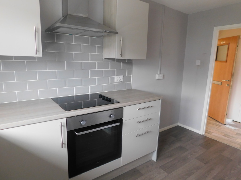 3 bed flat for sale in Heol Frank, Penlan, Swansea 3