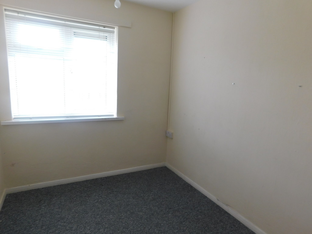 3 bed flat for sale in Heol Frank, Penlan, Swansea  - Property Image 7