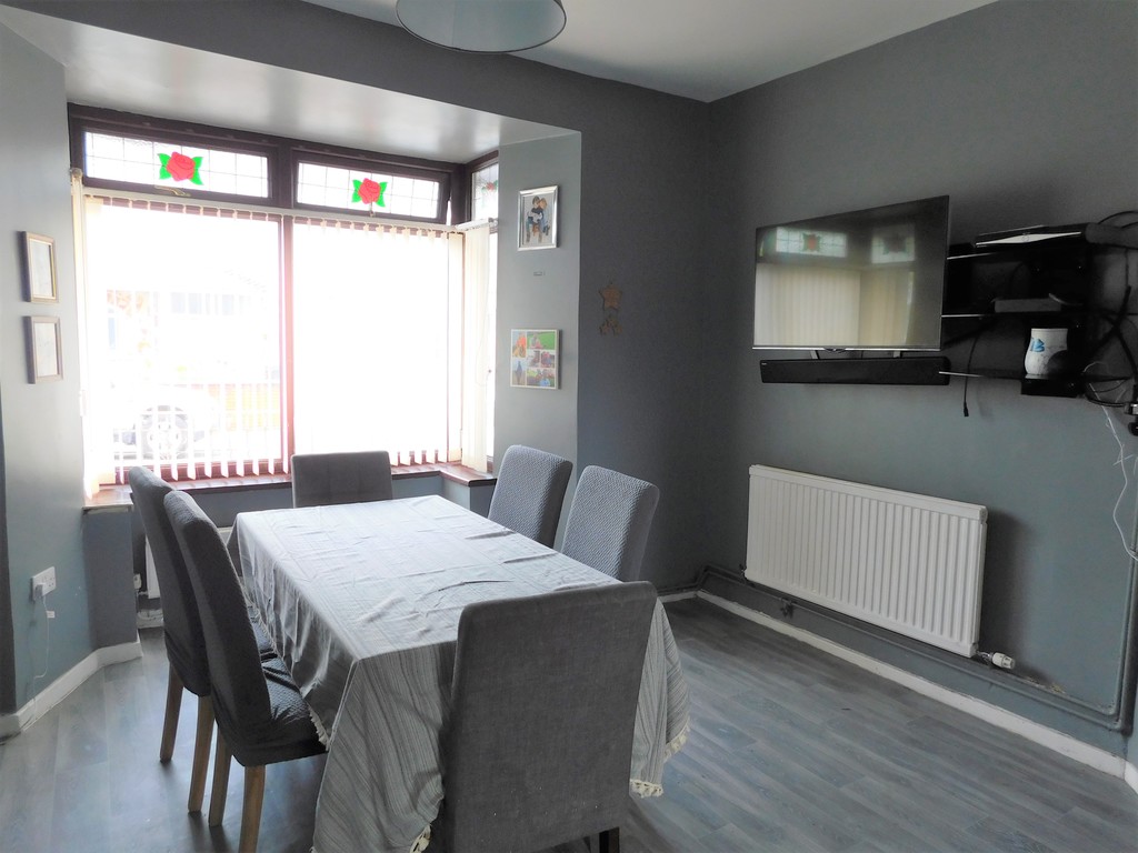 4 bed house for sale in Rugby Road, Resolven, Neath 4