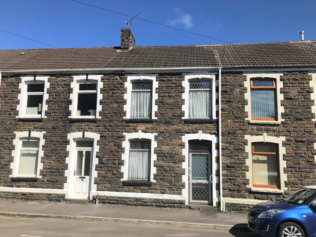 3 bed house for sale in Rockingham Terrace, Neath - Property Image 1