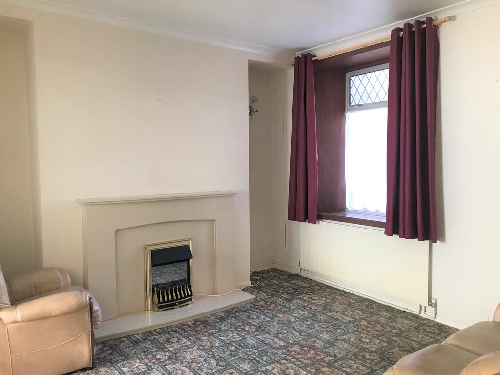 3 bed house for sale in Rockingham Terrace, Neath 2