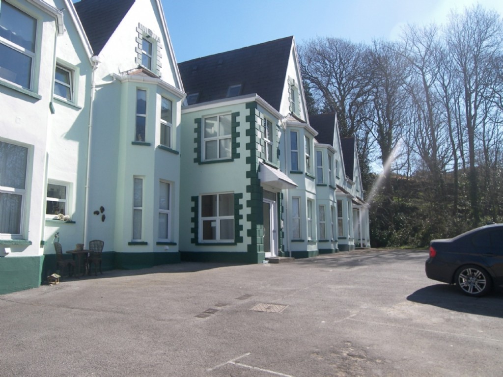 2 bed flat for sale in Garthmor Court, Neath - Property Image 1