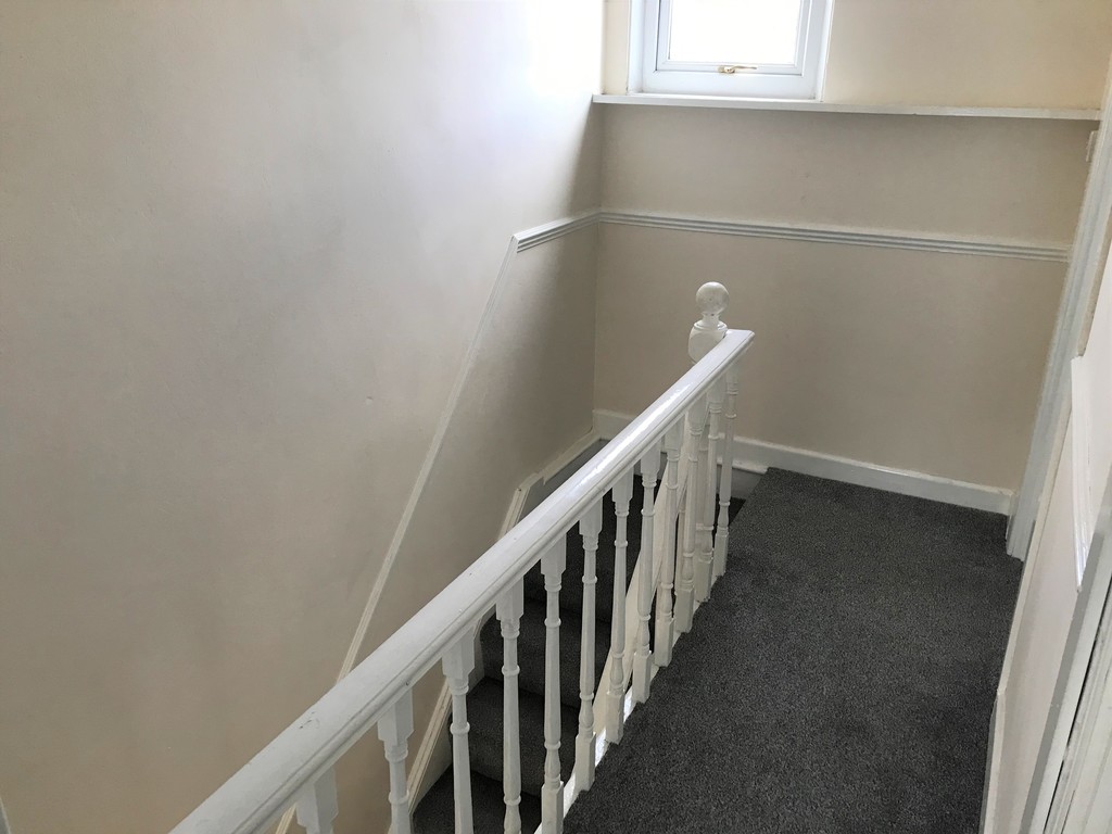 2 bed house to rent in Old Road, Skewen, Neath 6