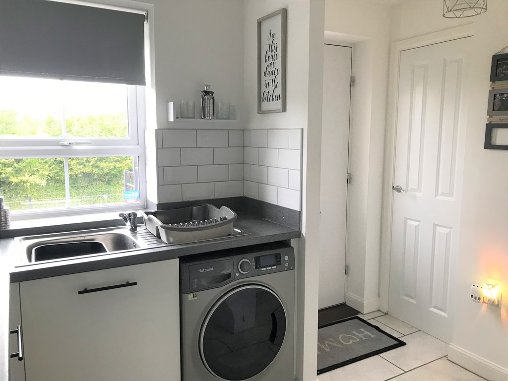 2 bed house for sale in Cecil Griffiths Close, Tonna, Neath 8