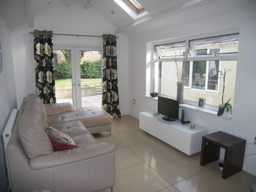3 bed house for sale in Neath Road, Tonna, Neath 3