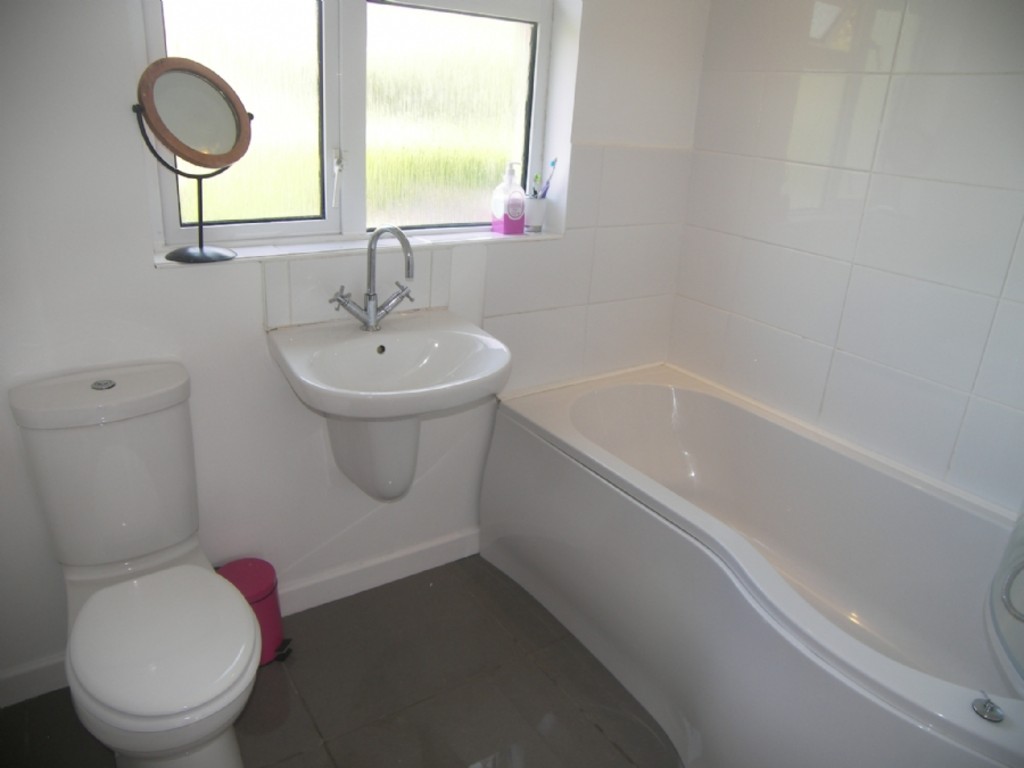 3 bed house for sale in Neath Road, Tonna, Neath 10