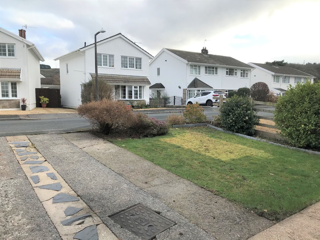 3 bed house for sale in Tawe Park, Ystradgynlais, Swansea  - Property Image 21