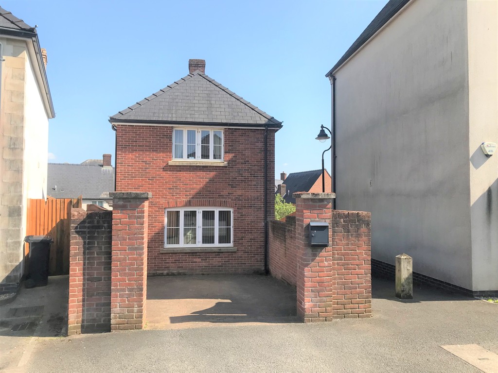 2 bed house for sale in Pitchford Lane, Llandarcy, Neath, SA10
