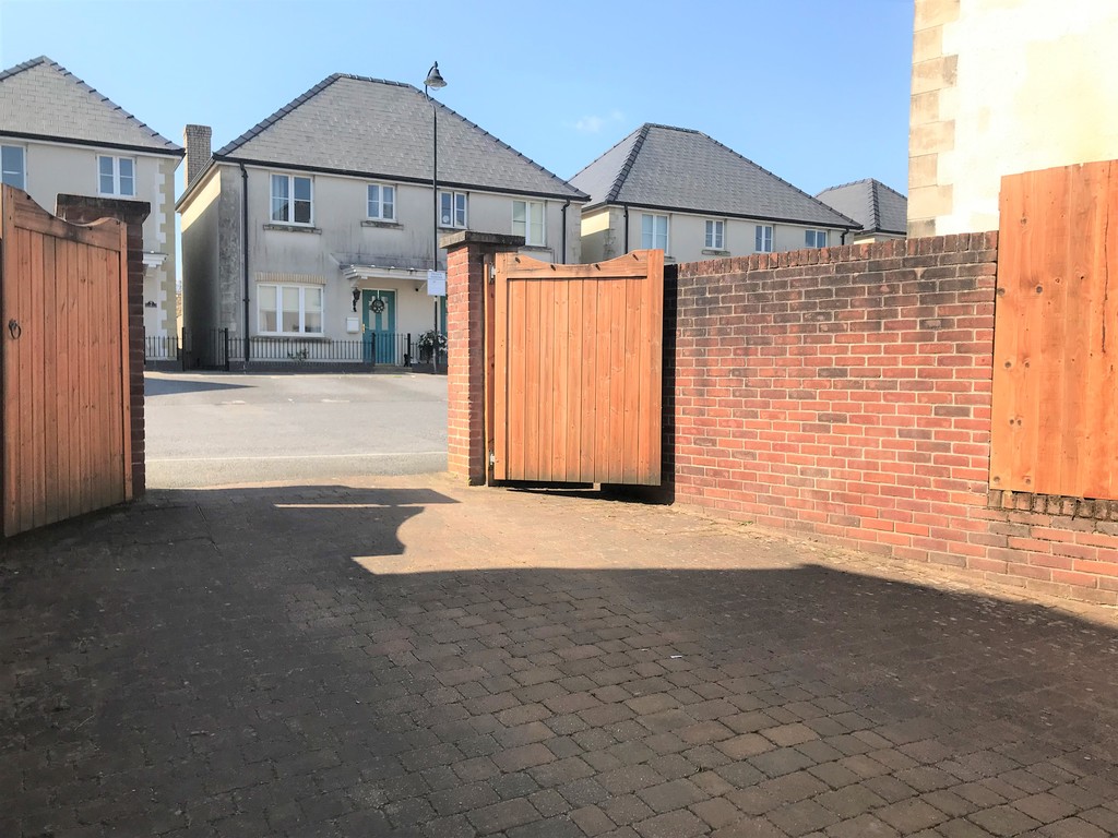 2 bed house for sale in Pitchford Lane, Llandarcy, Neath 19