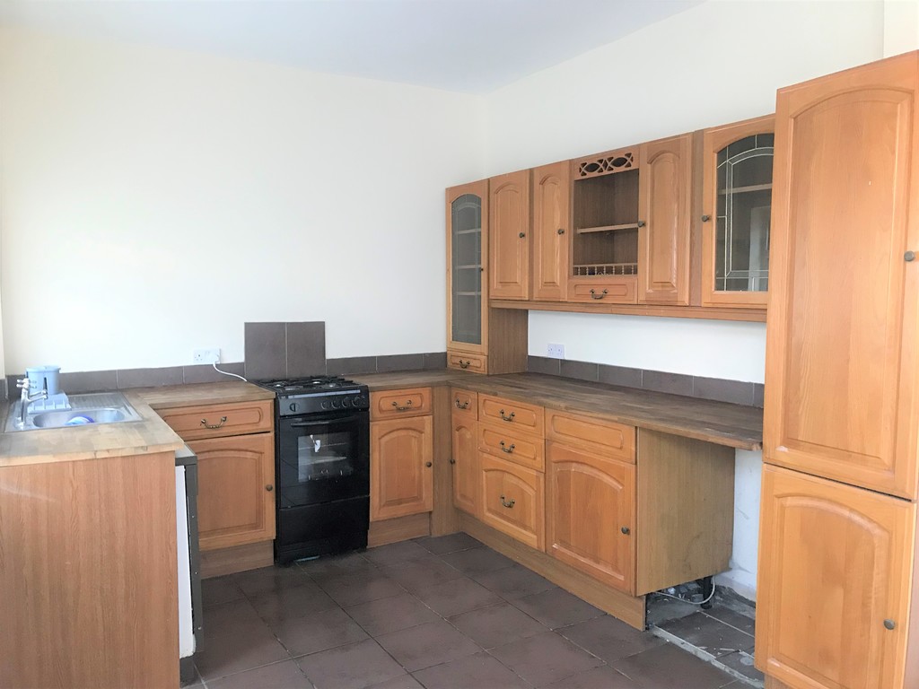 3 bed house for sale in Briton Ferry Road, Neath 6