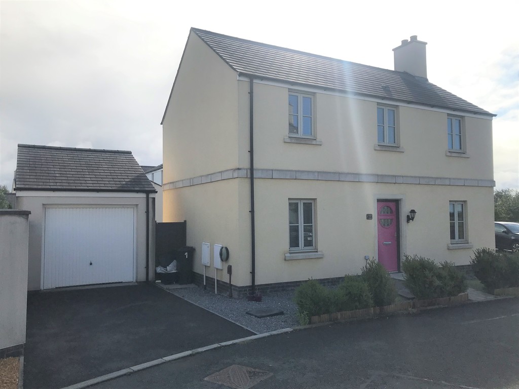 4 bed house for sale in Y Gilfach, Llandarcy, Neath  - Property Image 21