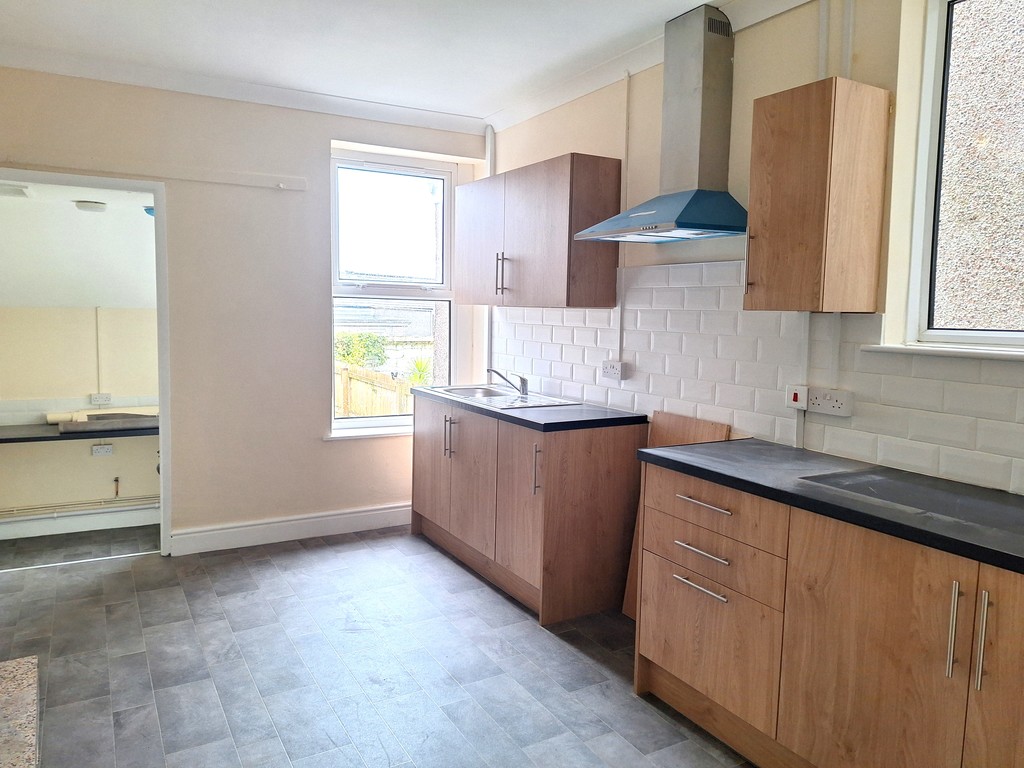 3 bed house for sale in Terrace Road, Swansea  - Property Image 4