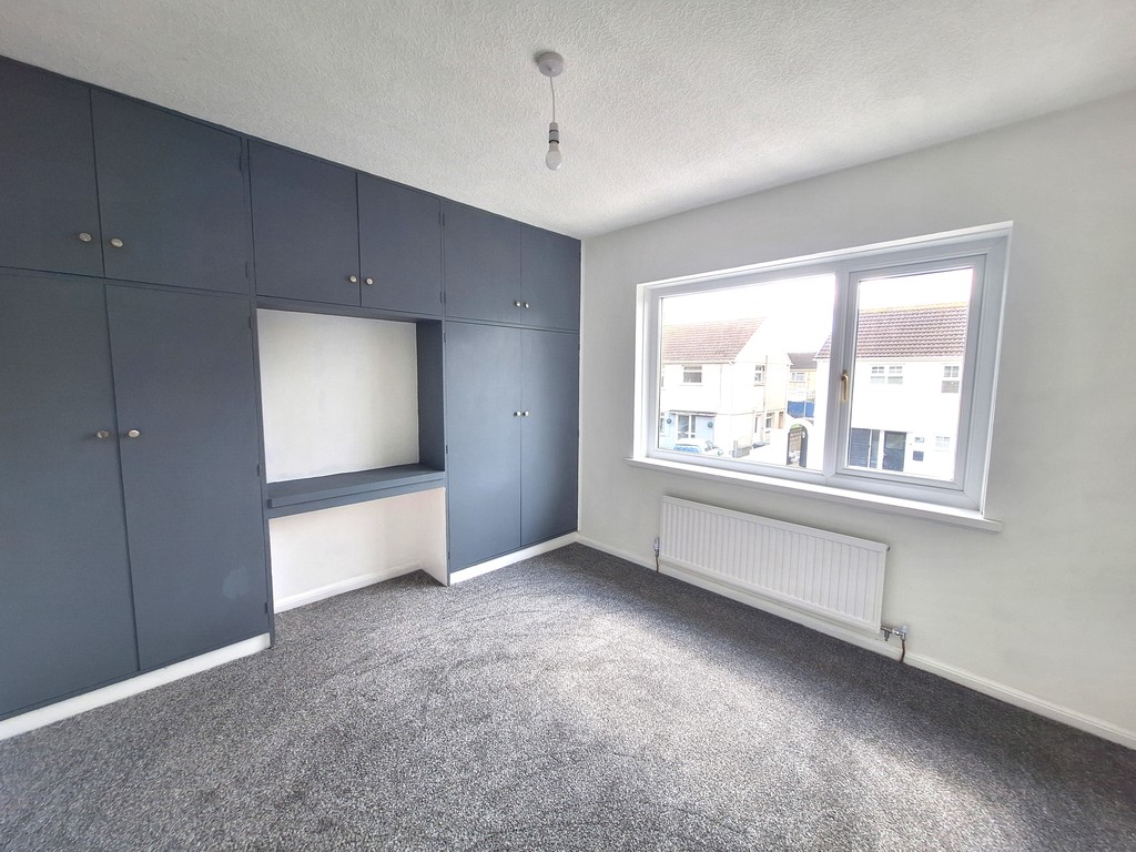 3 bed house for sale in 7 St. Asaph Drive 11