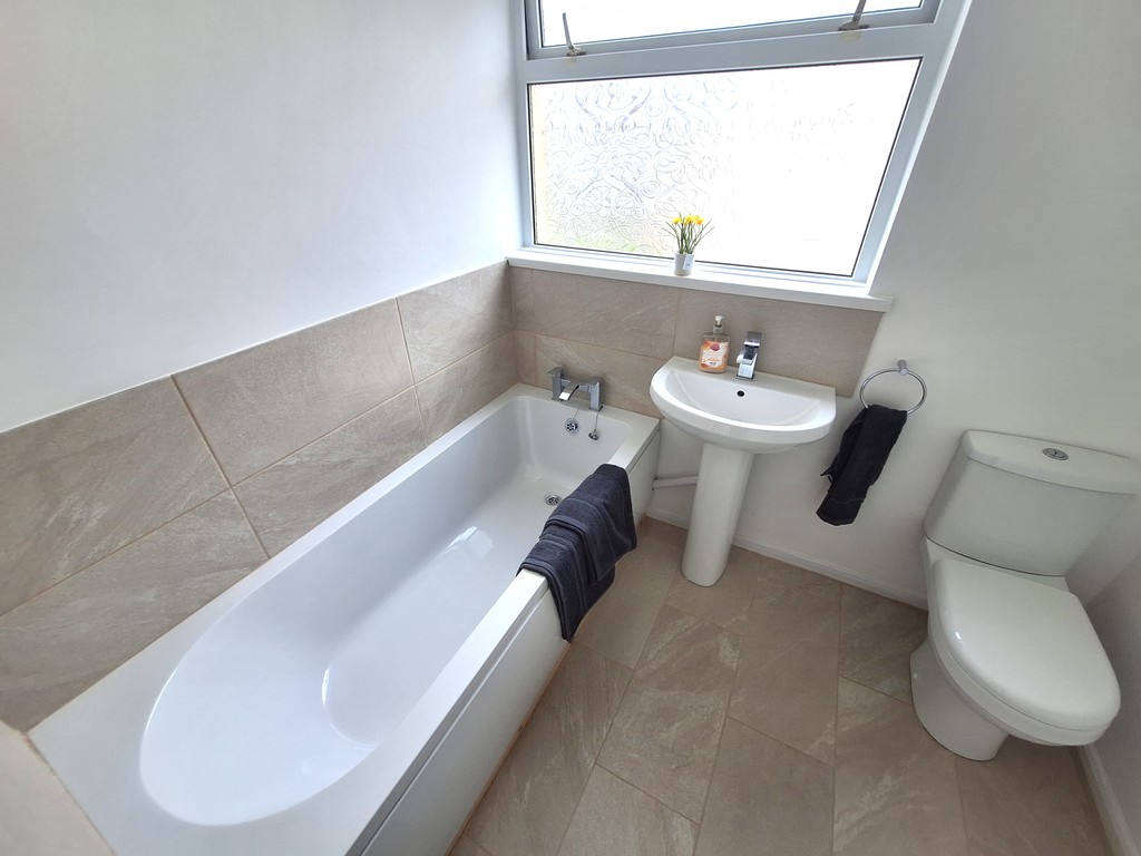 3 bed house for sale in 7 St. Asaph Drive 14