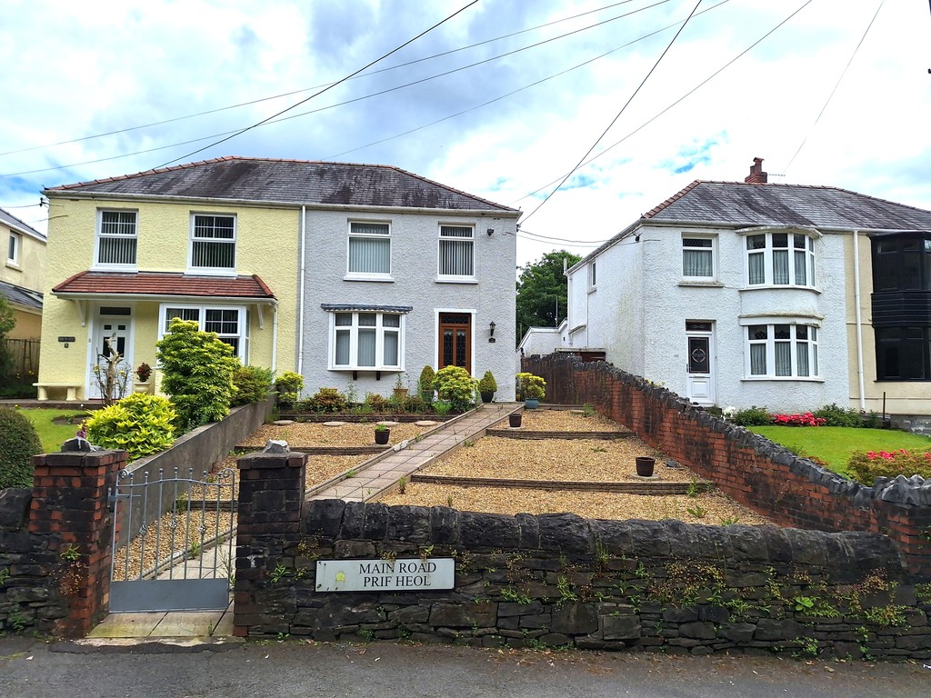 3 bed house for sale in Main Road, Aberdulais, Neath - Property Image 1