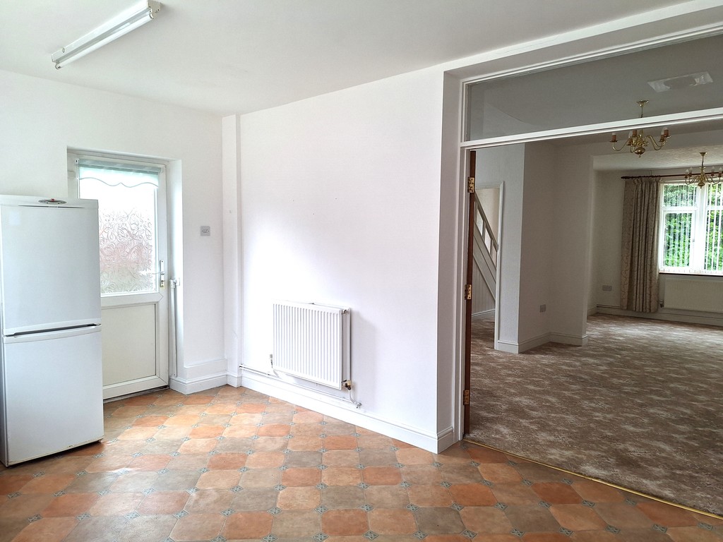 3 bed house for sale in Main Road, Aberdulais, Neath 7