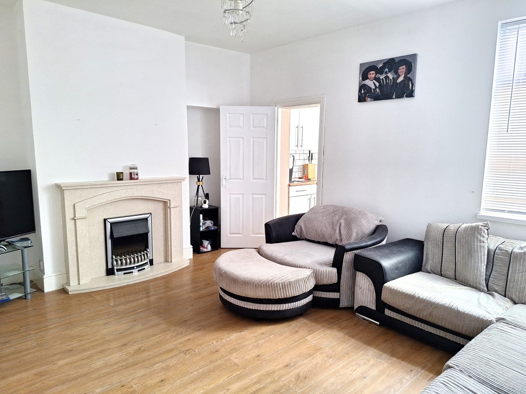 2 bed house for sale in Pentre Street, Glynneath, Neath 2