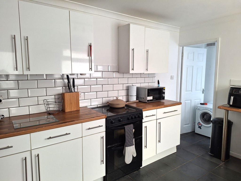 2 bed house for sale in Pentre Street, Glynneath, Neath 6