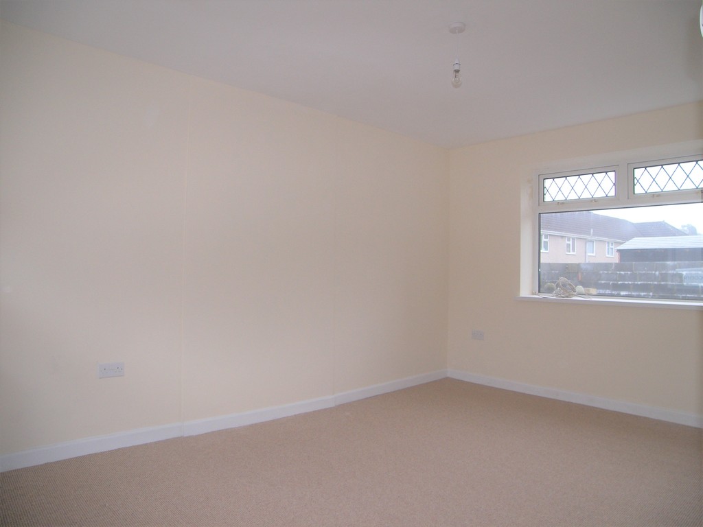 3 bed house for sale in Heol Tir Du, Cwmrhydyceirw, Swansea  - Property Image 5