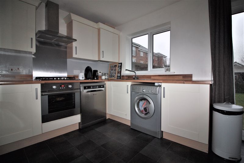 3 bed house for sale in St. Stephens Road, Ollerton, NG22 5