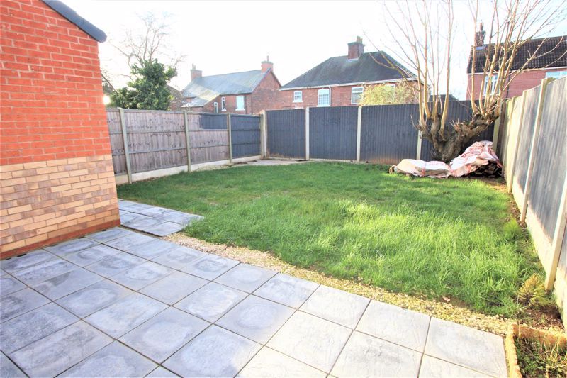 3 bed house for sale in Griffin Road, New Ollerton, NG22  - Property Image 11